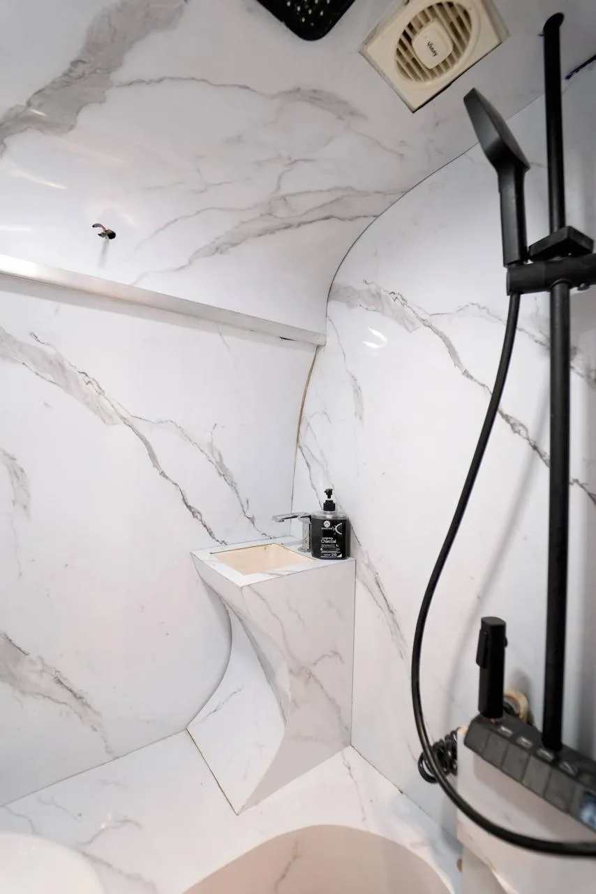 Shower facility in Caravan