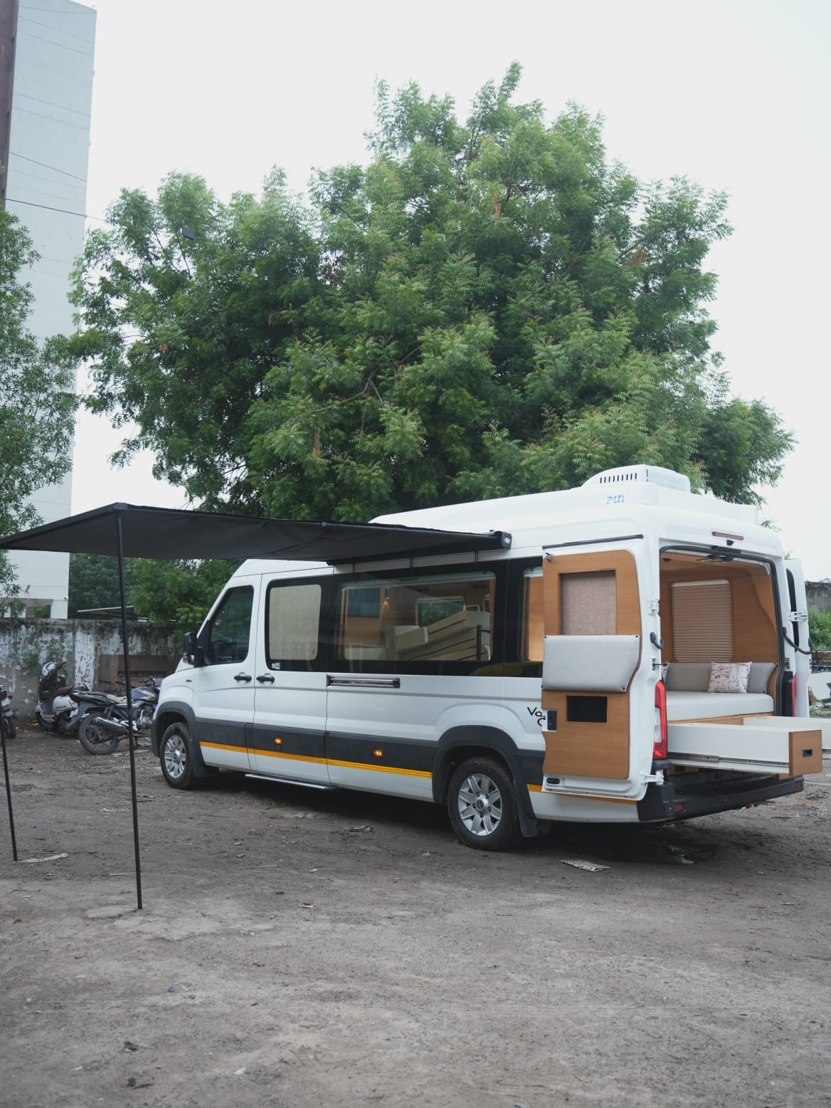 Caravan Awaning - Luxury Van