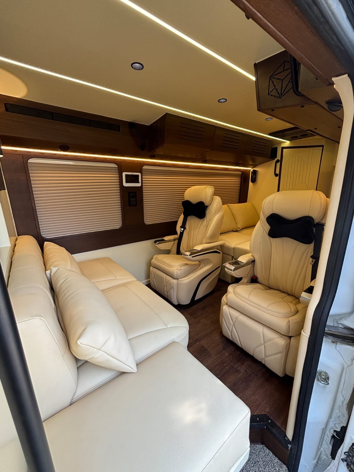 Caravan Sofas and reclieners